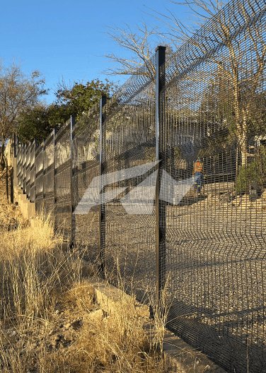 Commercial Security Fence - Gallery Image 3